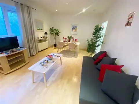 St Augustine Court, Christchurch,   Dublin 8, D08 Y132